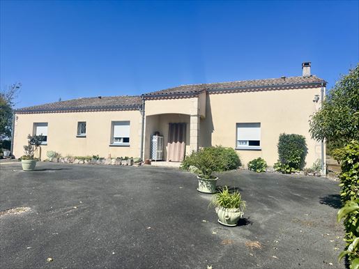 Maison 4 pièces 160 m² · à Villeréal · 160 m² · 265 000 €
