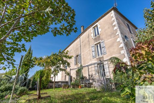 Maison 7 pièces 195 m² · à Monflanquin · 195 m² · 297 460 €