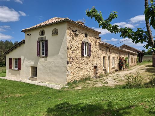 Maison 5 pièces 216 m² · à Monpazier · 216 m² · 499 000 €
