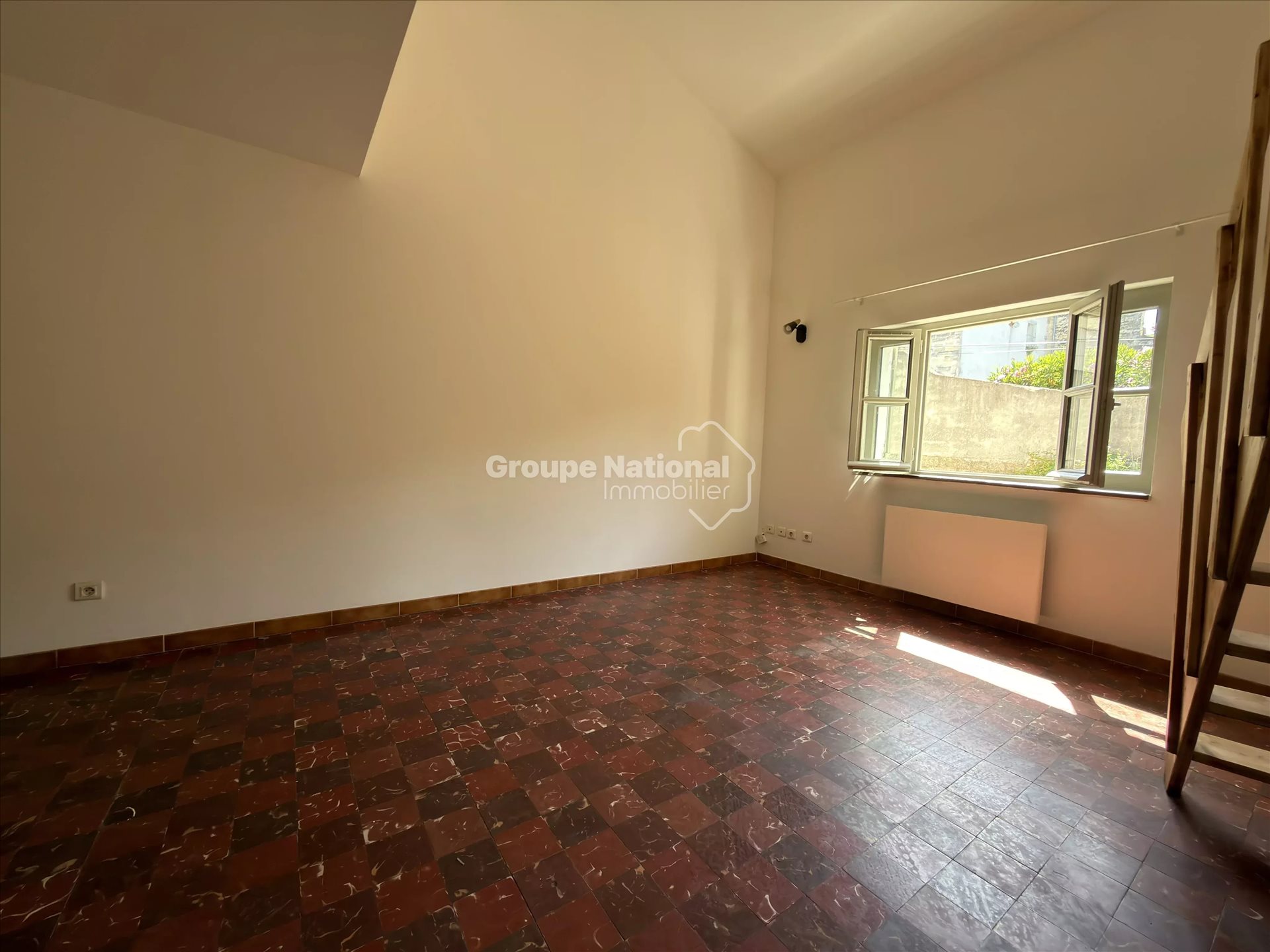 Appartement à louer, 32m², Barbentane