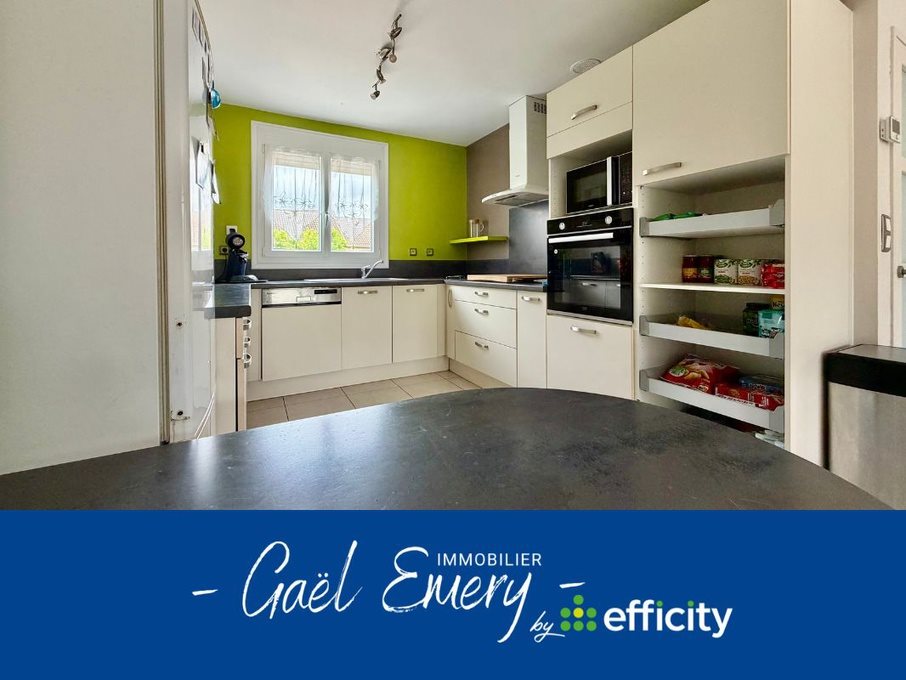 Maison à vendre, 120m², Saint-Pavace