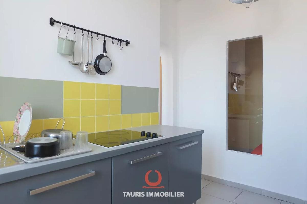 Appartement à louer, 37m², Marseille 3ème