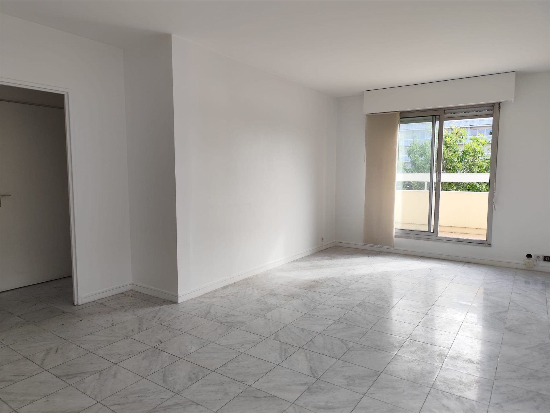Appartement à louer, 46m², Courbevoie