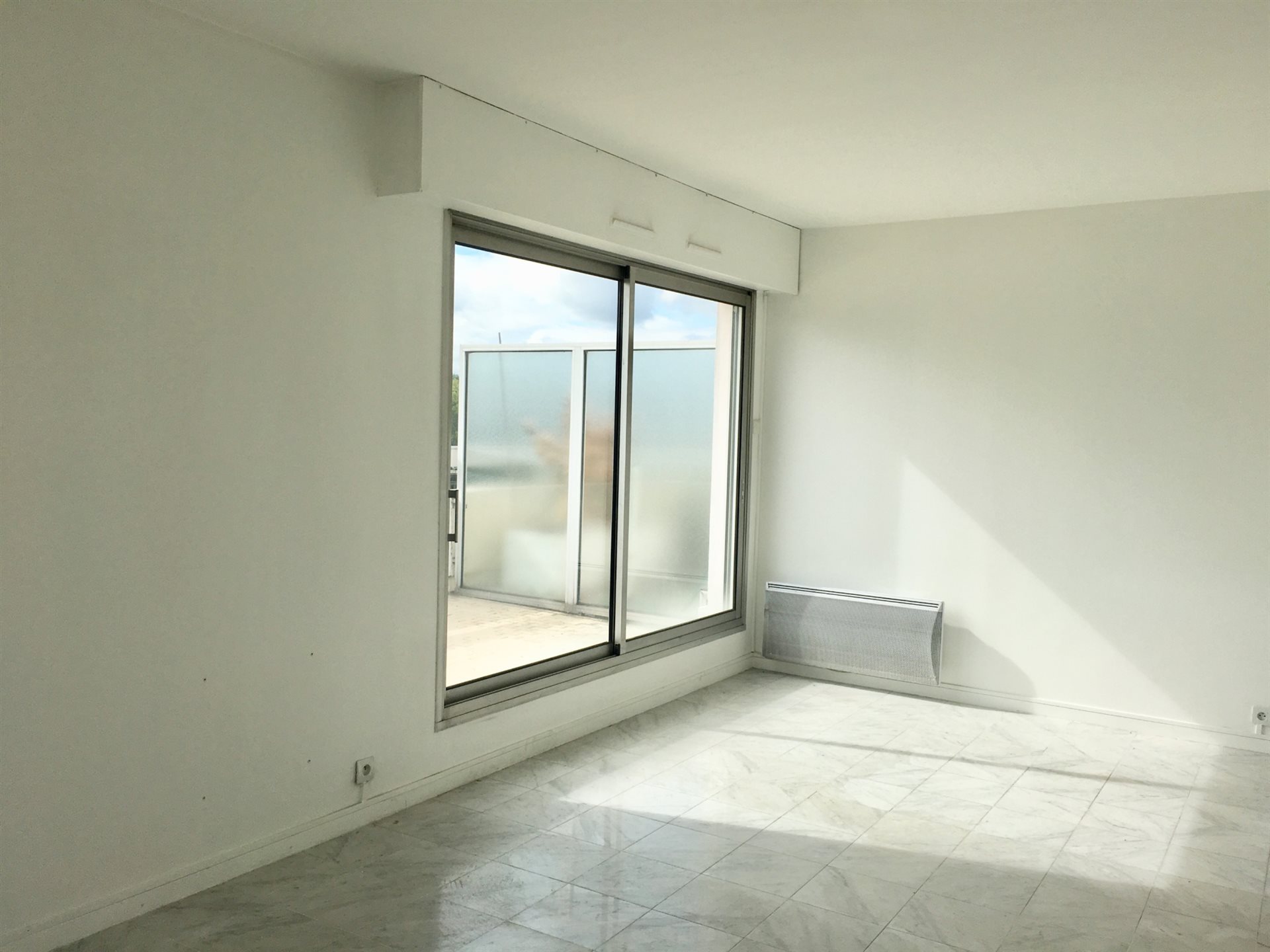 Appartement à louer, 46m², Courbevoie