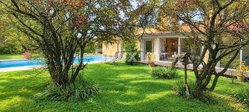 Maison 9 pièces 206 m² · à Saint-Cyr-sur-le-Rhône · 206 m² · 650 000 €