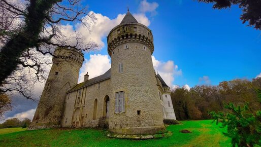Maison 300 m² · à Nevers · 300 m² · 950 000 €