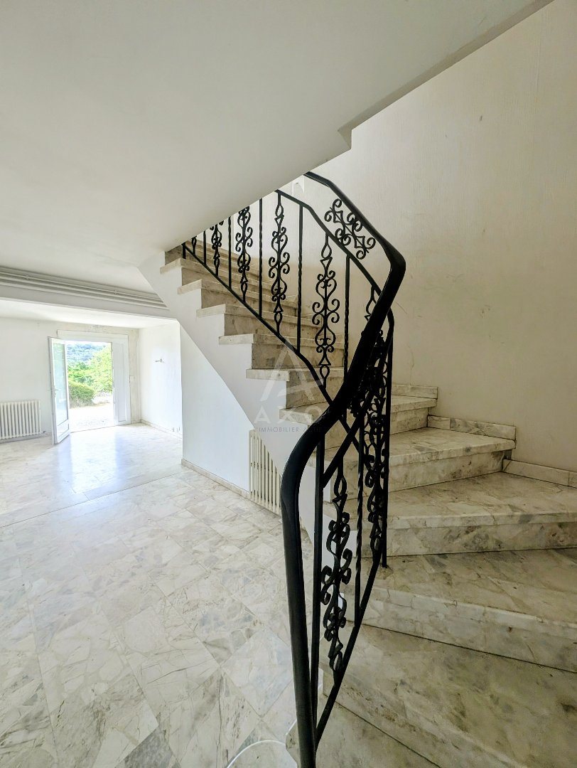 Maison à vendre, 130m², Montredon-des-Corbières