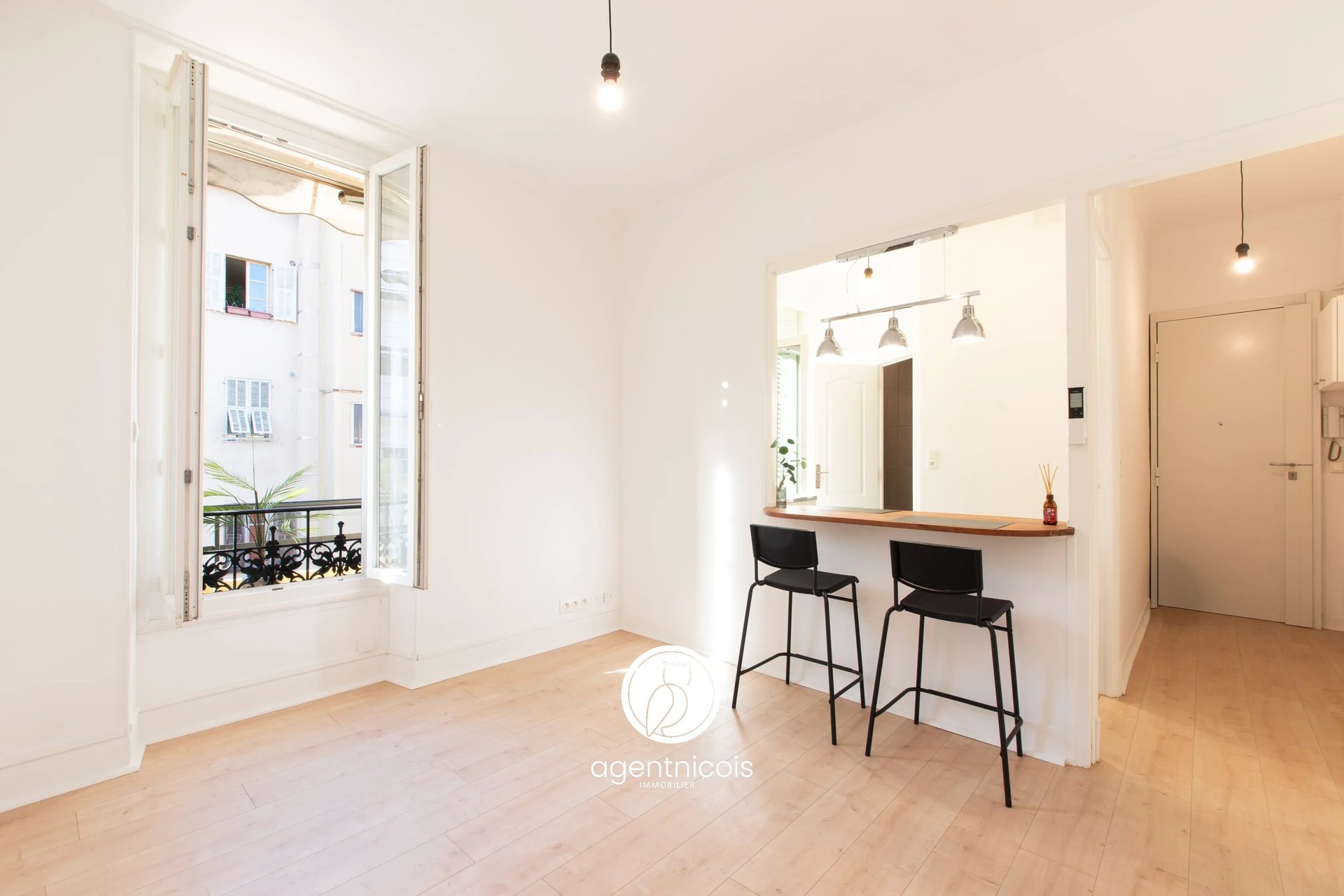 Apartment in Nice - View 2