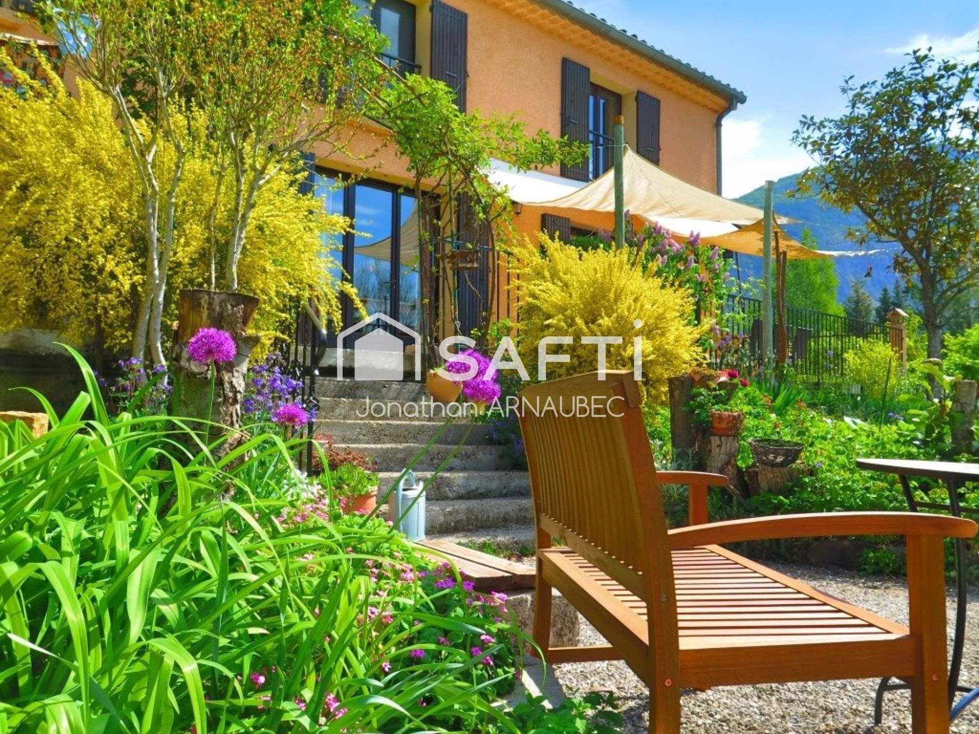 Maison à vendre, 400m², La Motte-du-Caire
