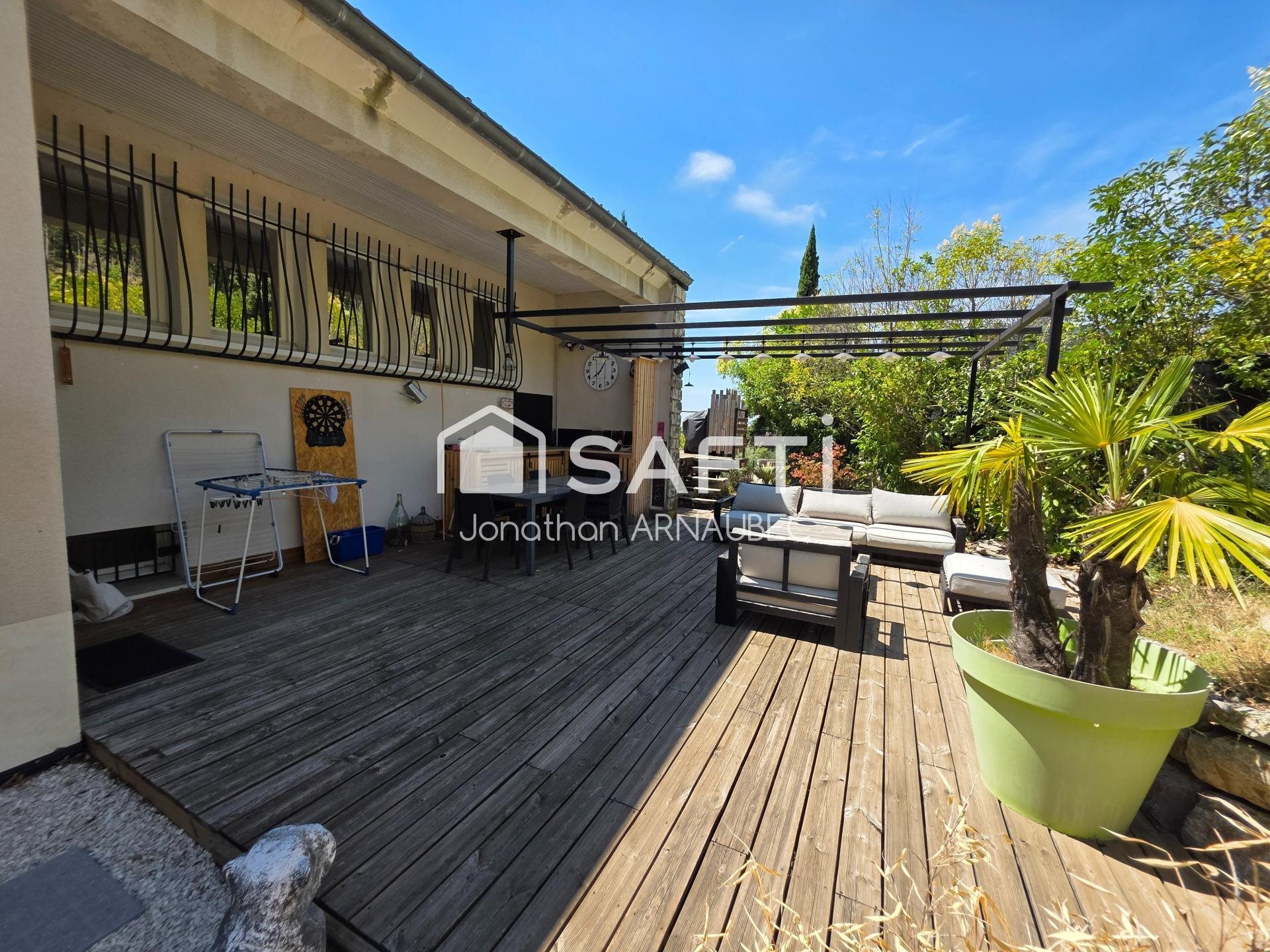 Maison à vendre, 189m², Château-Arnoux-Saint-Auban