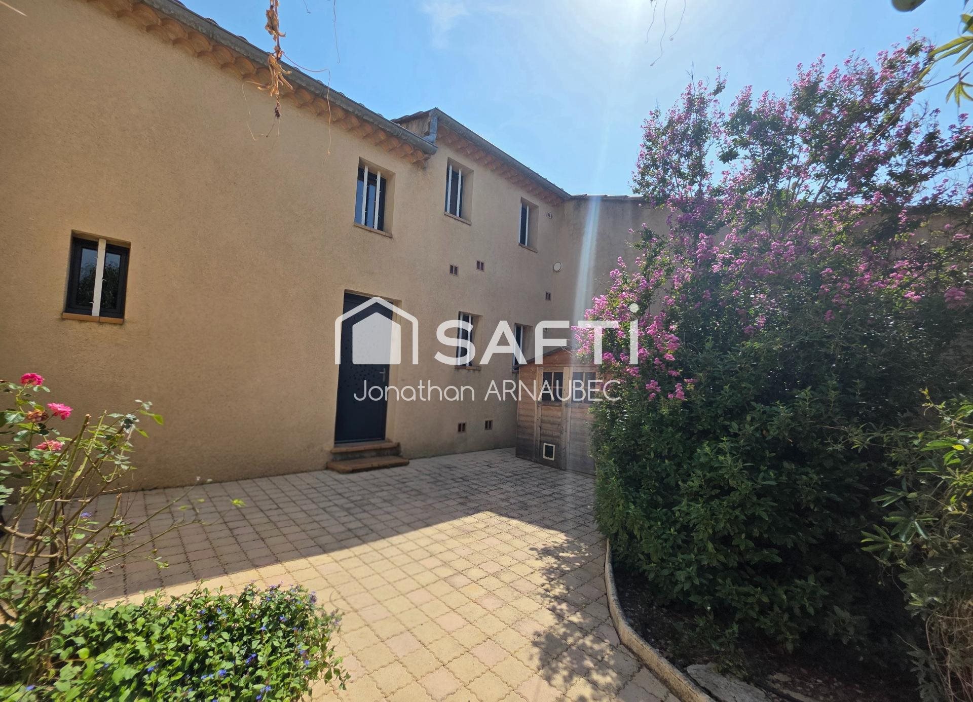 Maison à vendre, 250m², La Brillanne