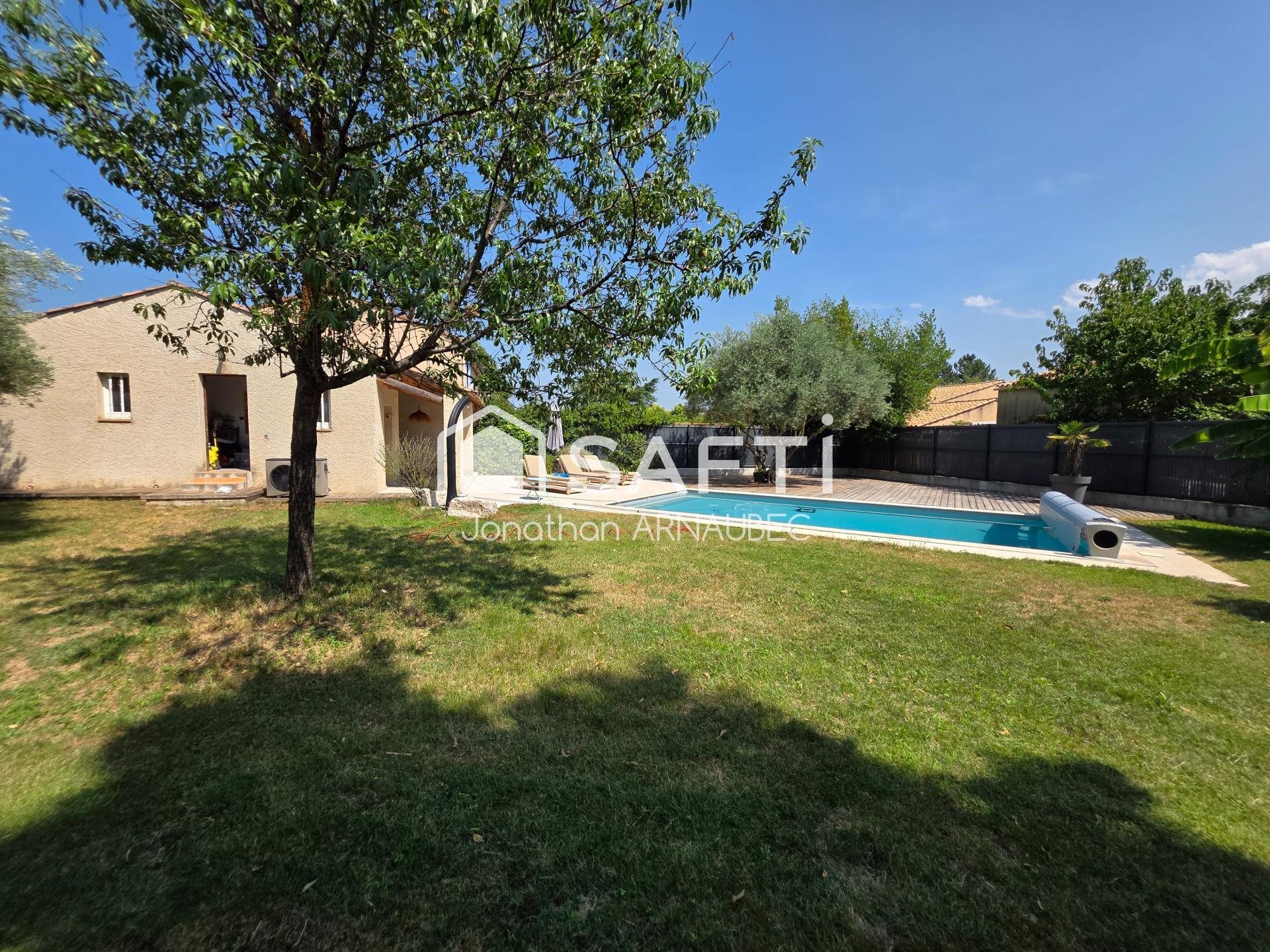 Maison à vendre, 250m², La Brillanne