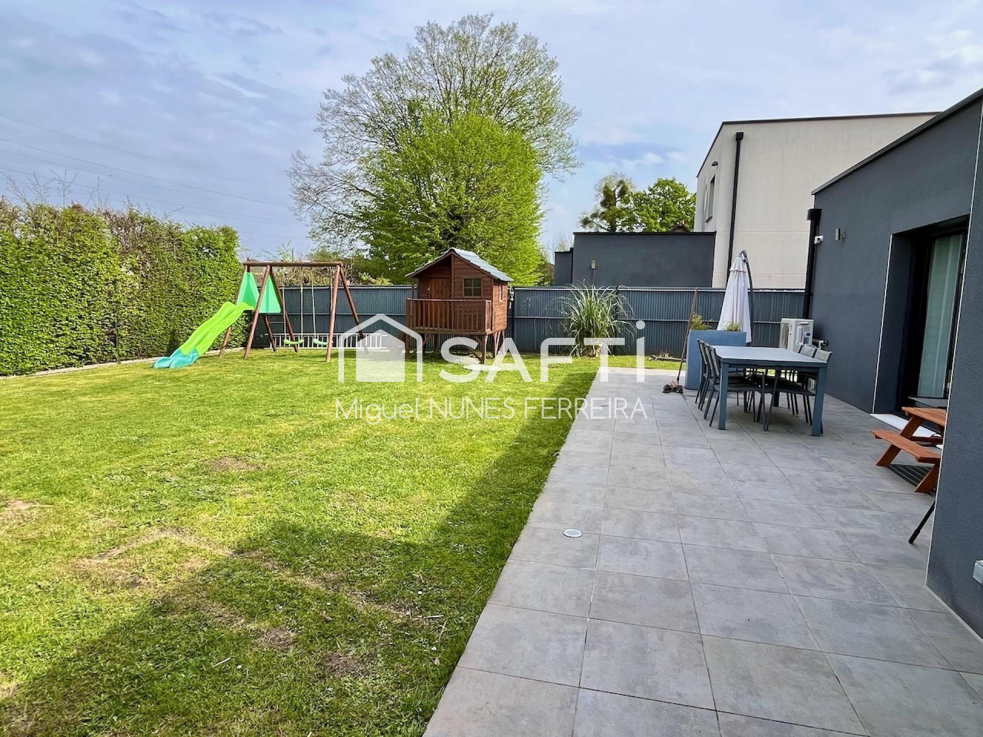 Maison à vendre, 168m², Grand-Couronne