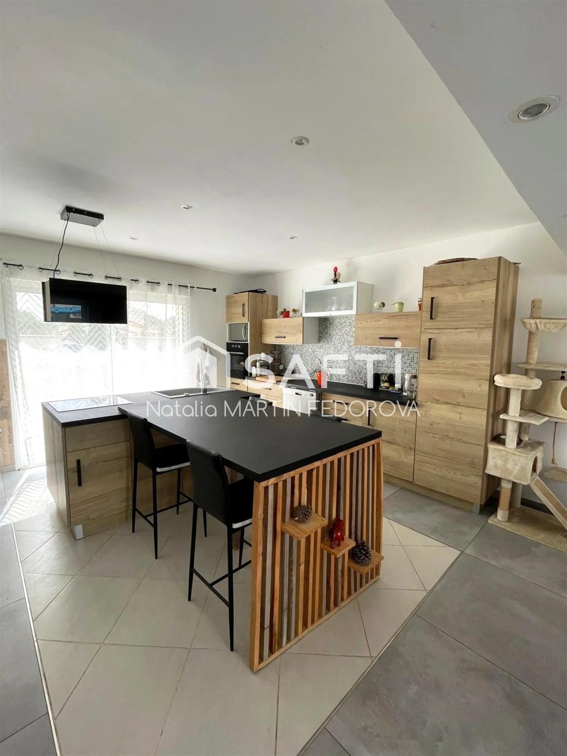 Maison à vendre, 138m², Lézignan-la-Cèbe