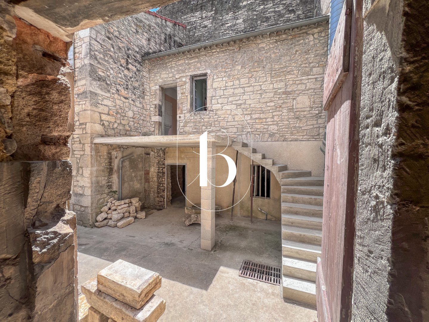 Maison à vendre, 165m², Barjac