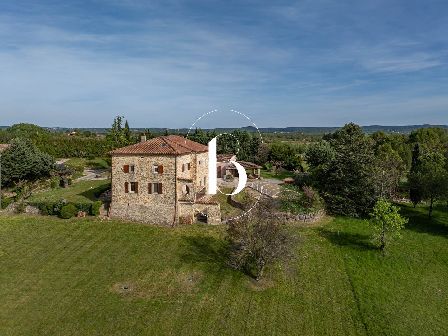 Maison à vendre, 220m², Barjac
