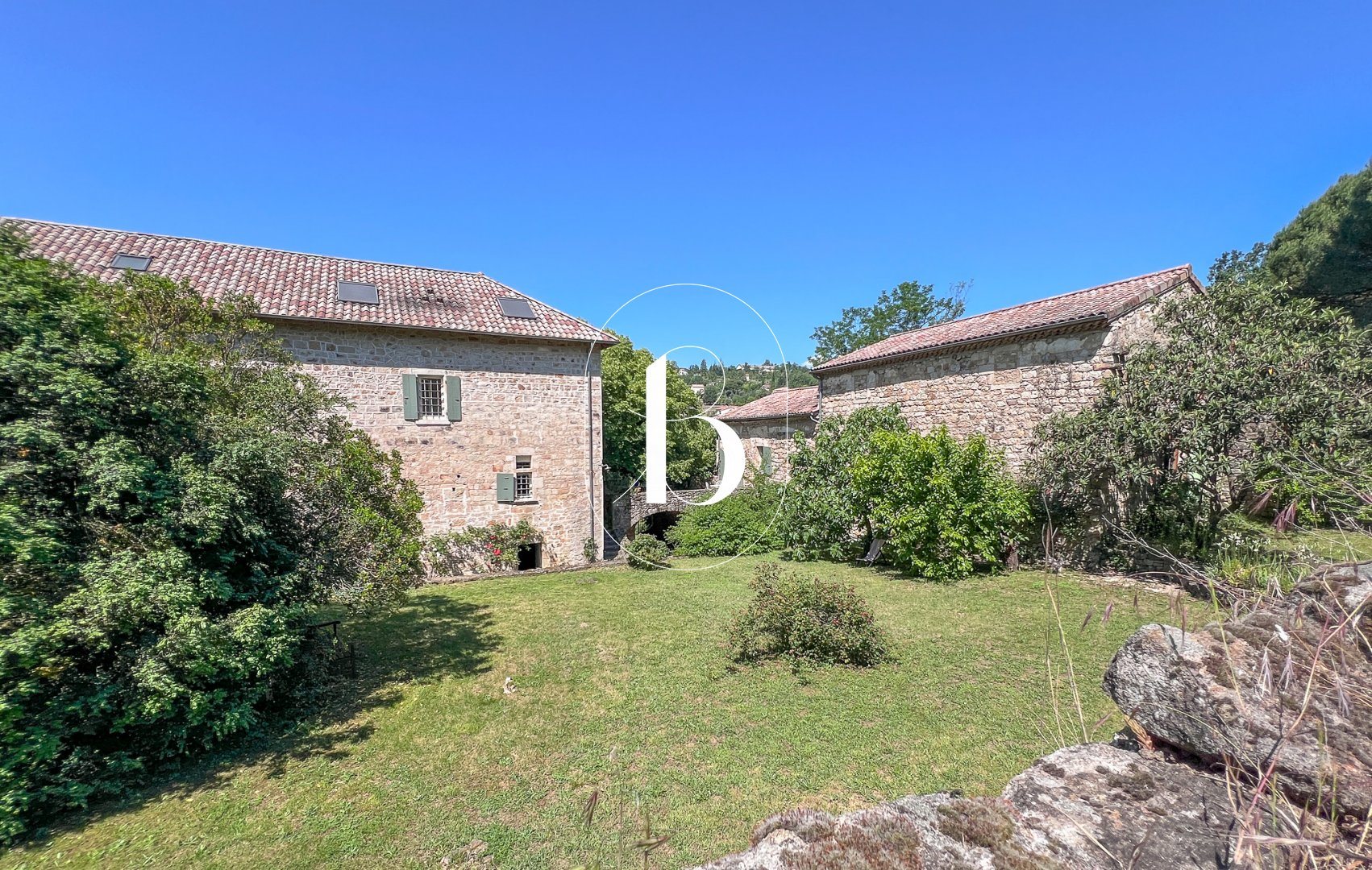Maison à vendre, 330m², Vinezac