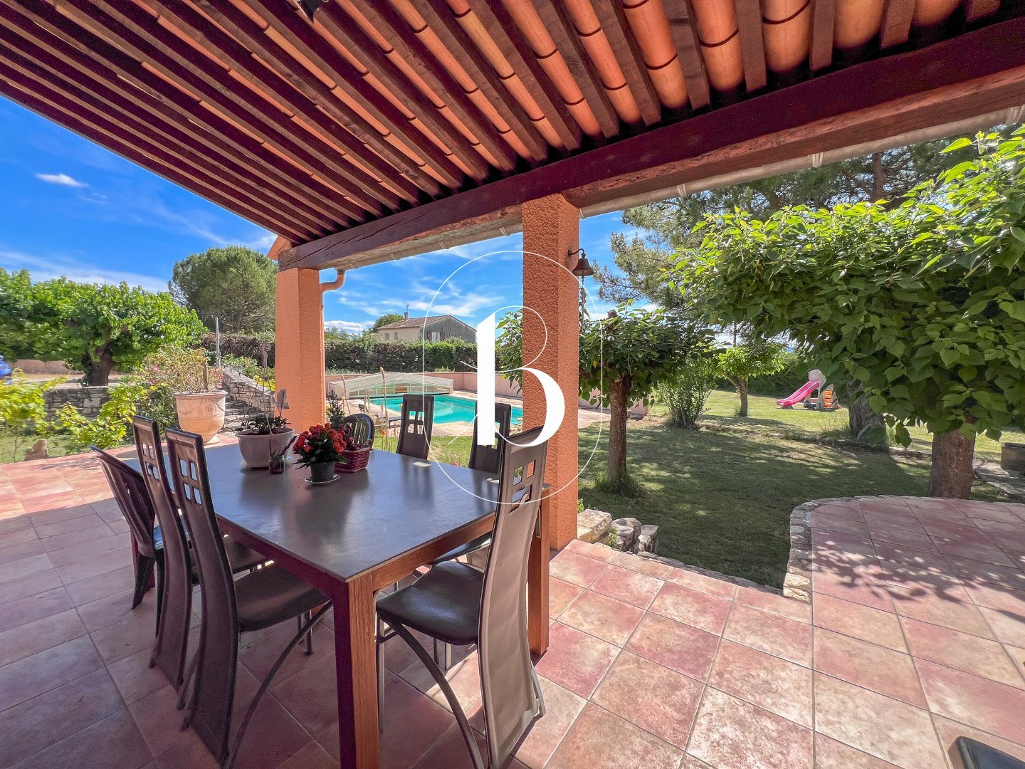 Maison à vendre, 120m², Barjac