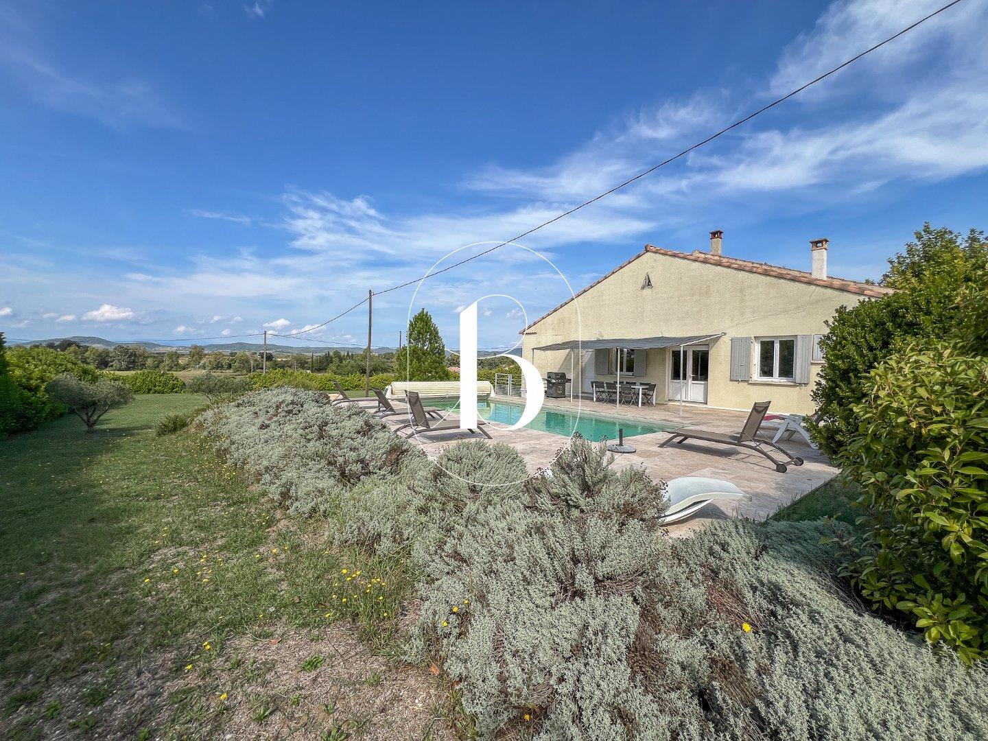 Maison à vendre, 160m², Barjac