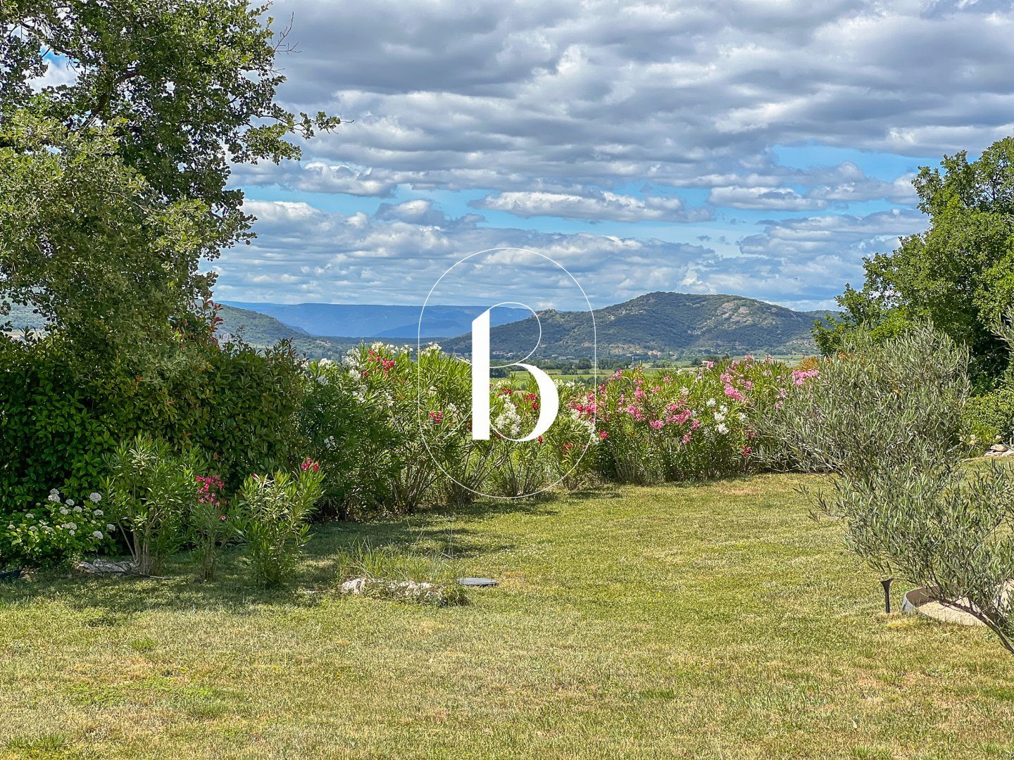 Maison à vendre, 195m², Barjac