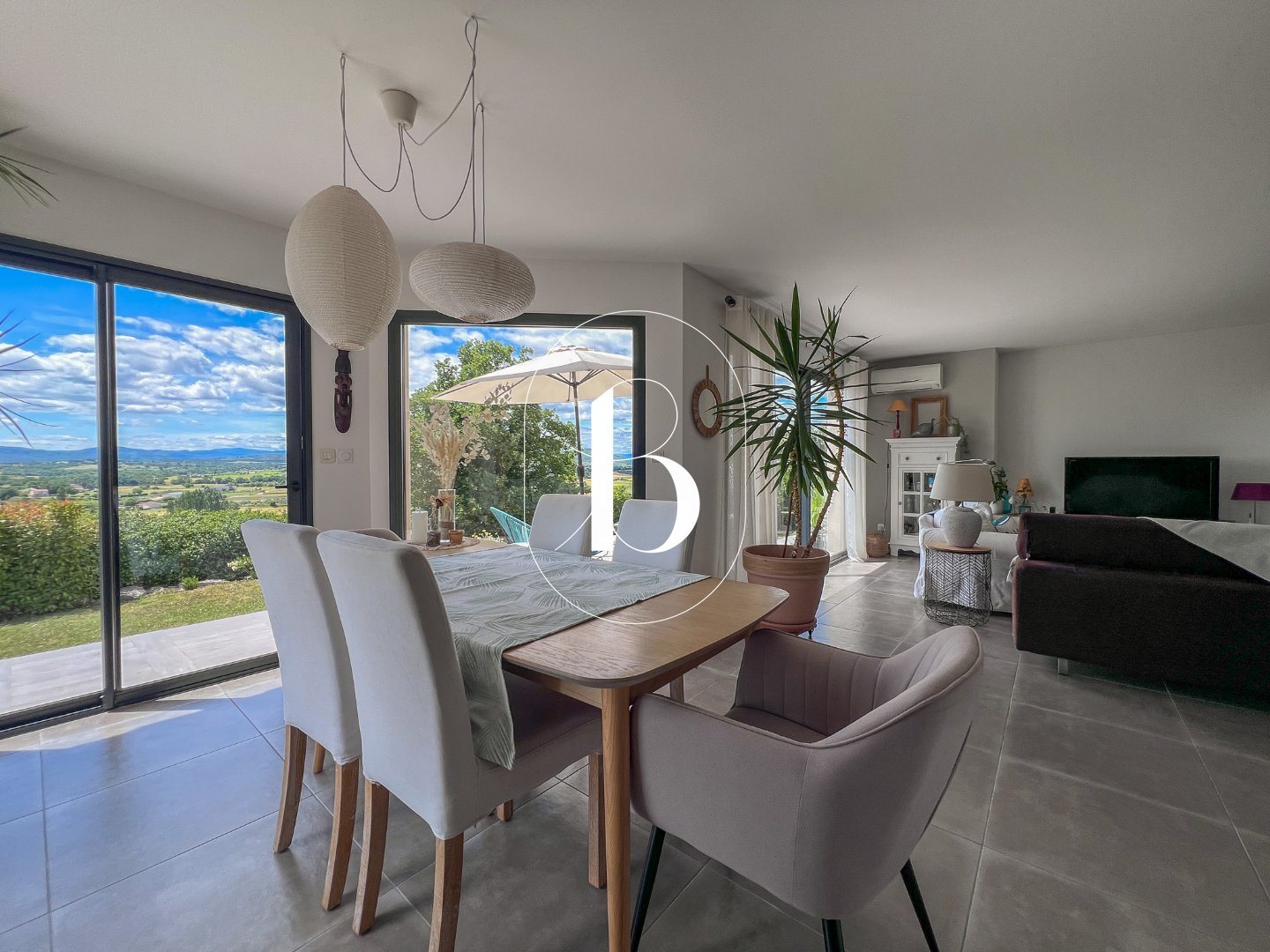 Maison à vendre, 195m², Barjac