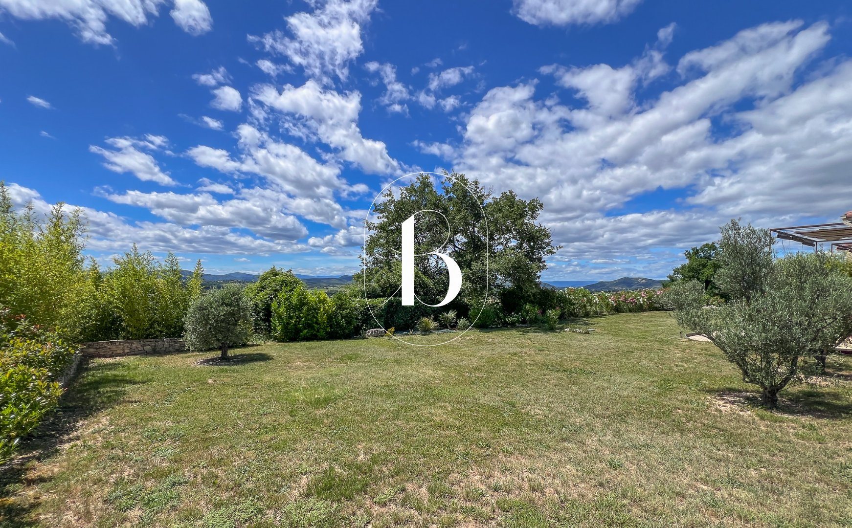 Maison à vendre, 195m², Barjac
