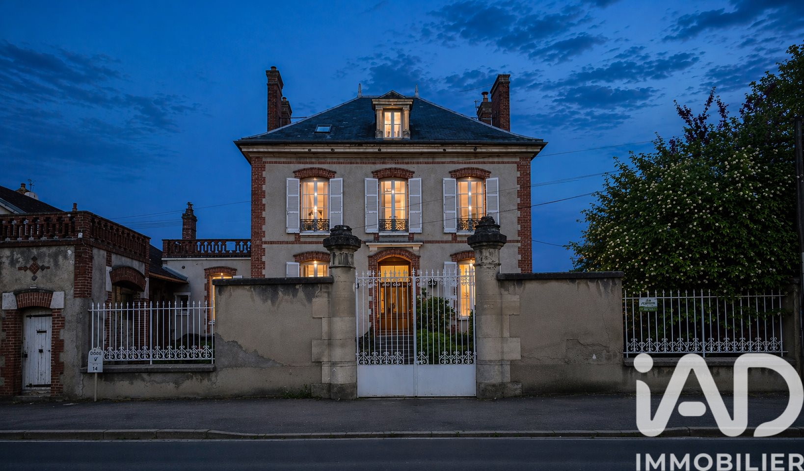 Maison à vendre, 276m², Pont-sur-Yonne