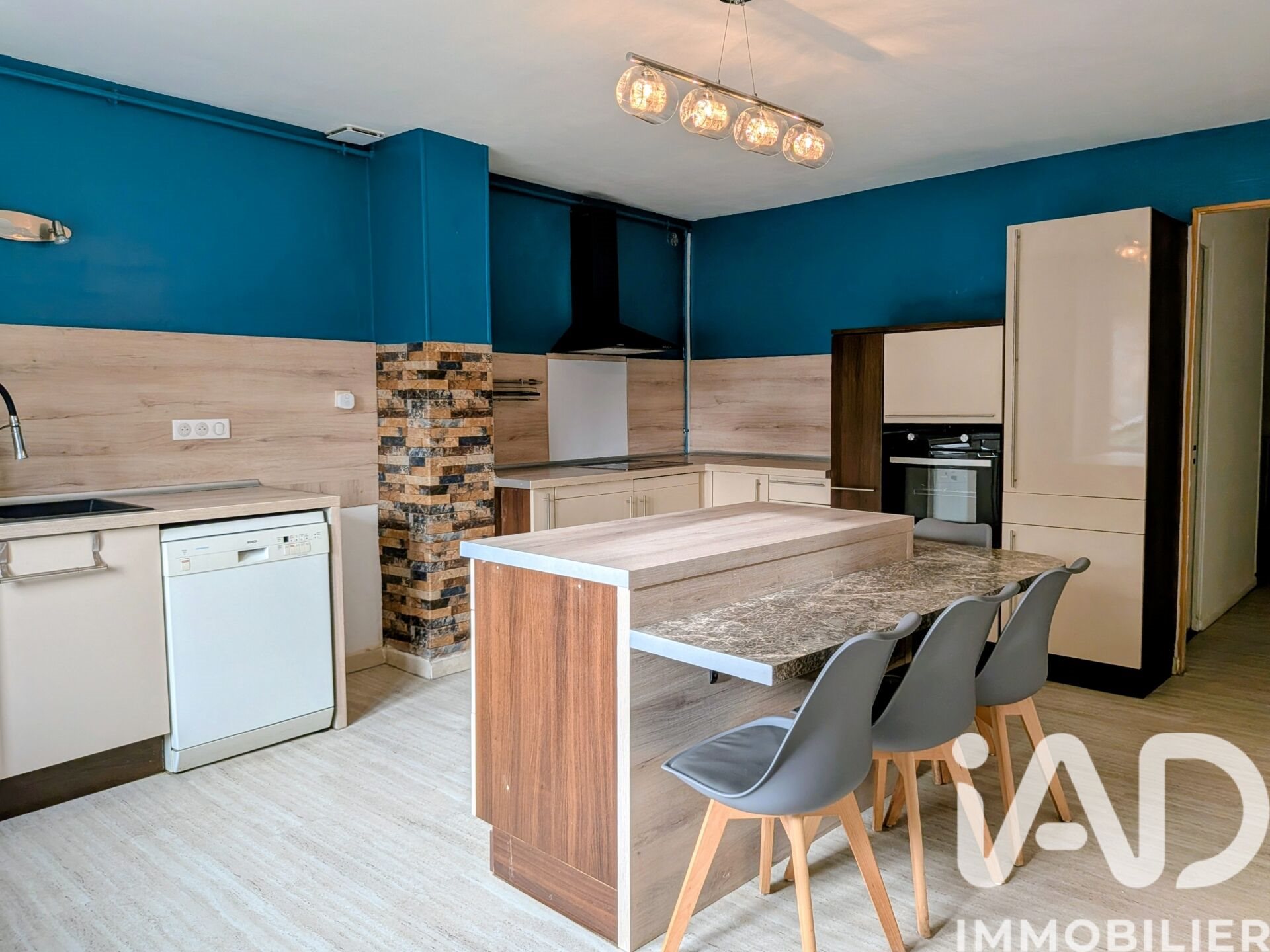 Maison à vendre, 198m², Dugny-sur-Meuse
