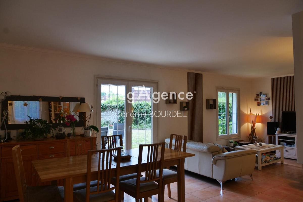 Maison à vendre, 133m², Auffargis