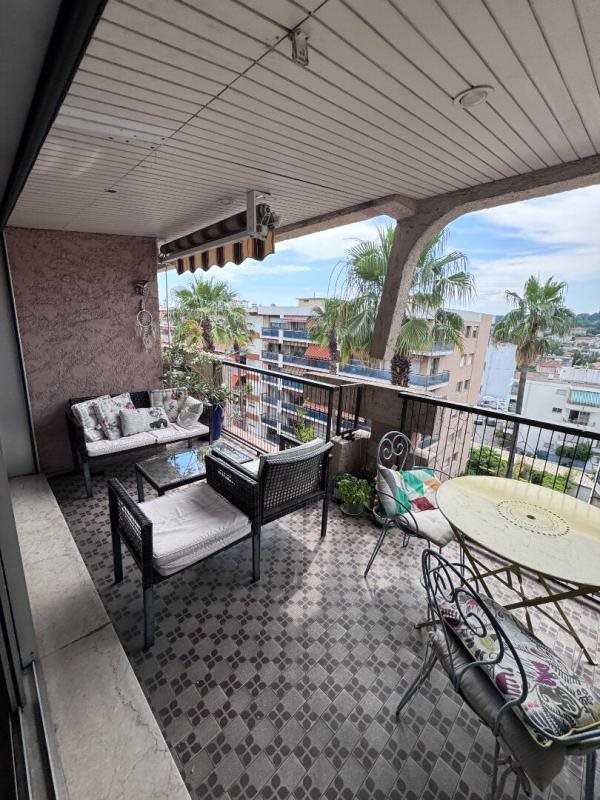 Appartement à vendre, 72m², Cagnes-sur-Mer