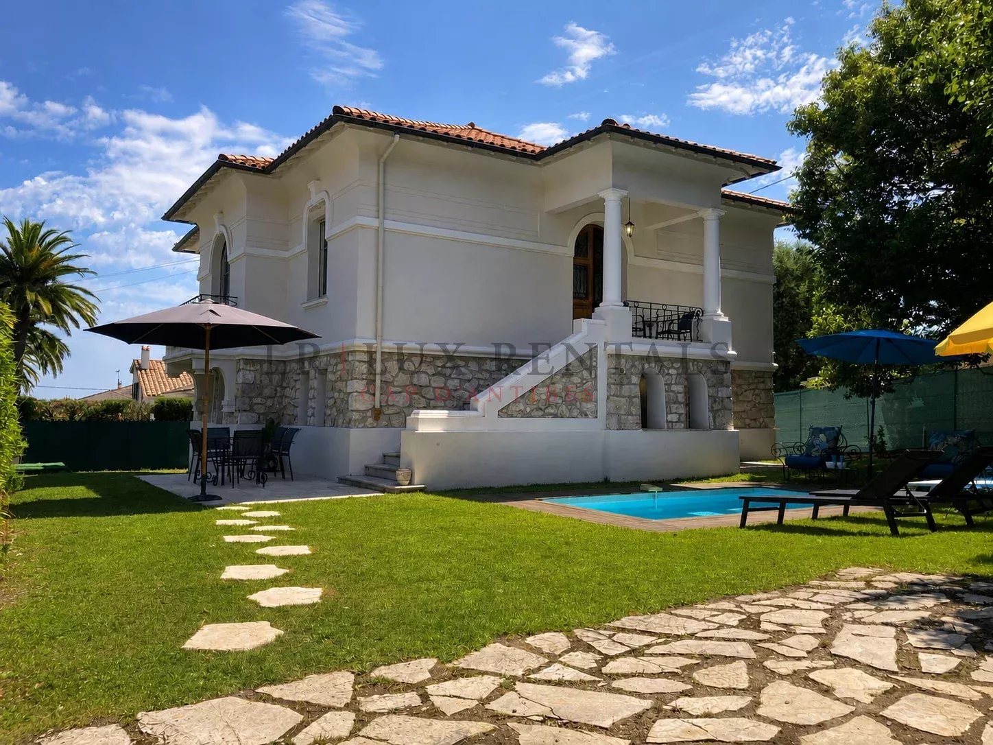 Maison à louer, 160m², Antibes