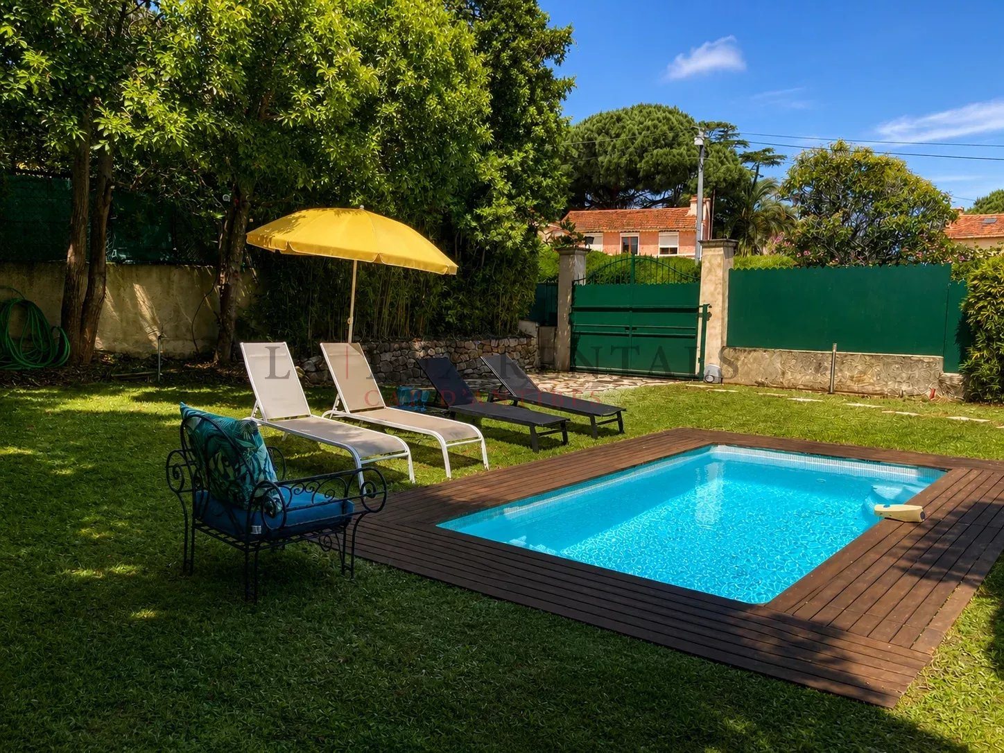 Maison à louer, 160m², Antibes
