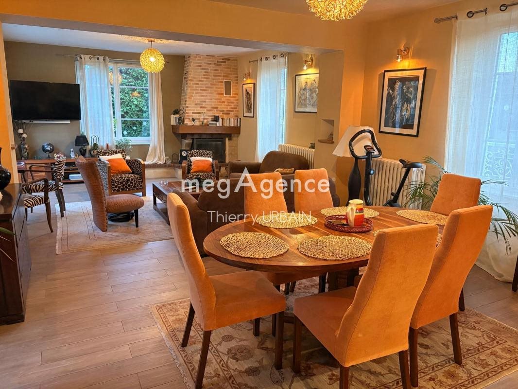 Maison à vendre, 200m², Amplepuis