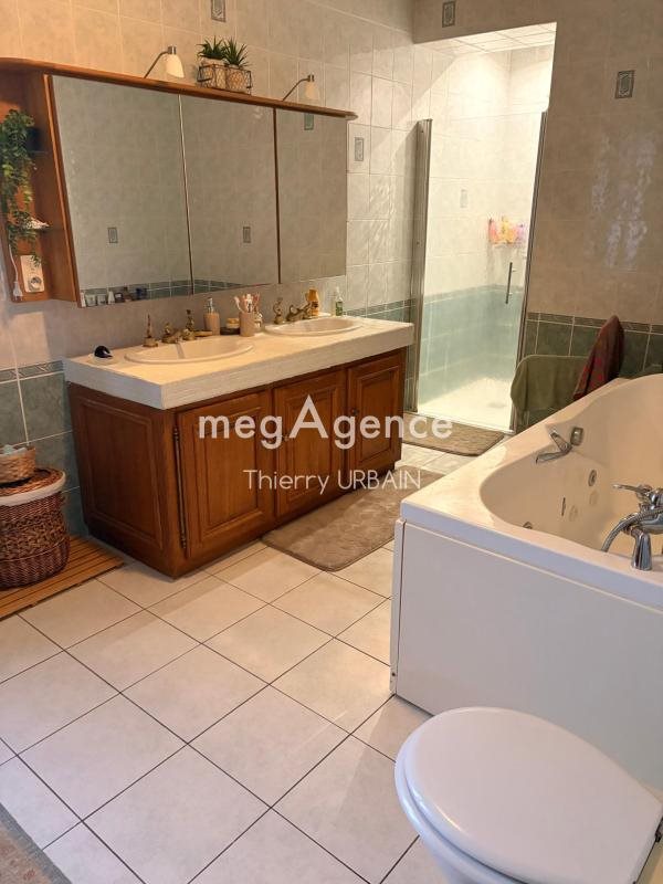 Maison à vendre, 200m², Amplepuis