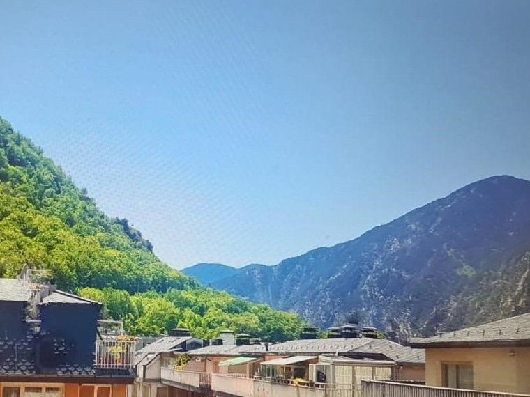 4-bedroom flat for sale in Andorra la Vella · 10 of 12