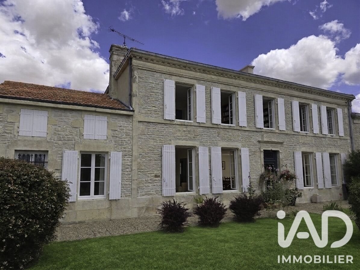 Maison à vendre, 246m², Villeneuve-la-Comtesse