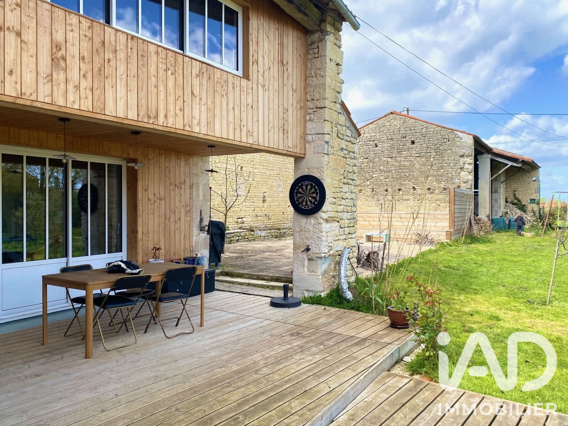 Maison à vendre, 336m², Doeuil-sur-le-Mignon
