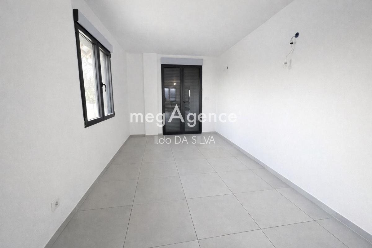 Maison à vendre, 68m², Doudelainville