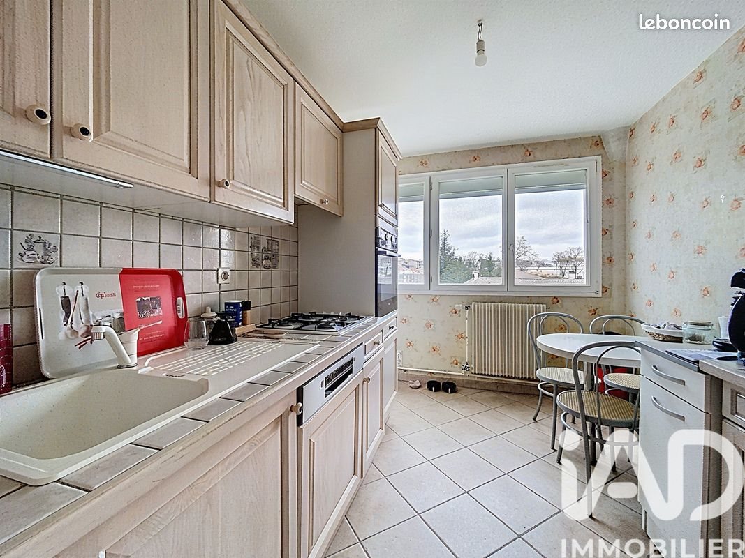 Appartement à vendre, 90m², Montagny