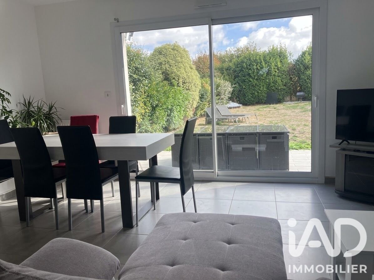 Maison à louer, 81m², Le Bono