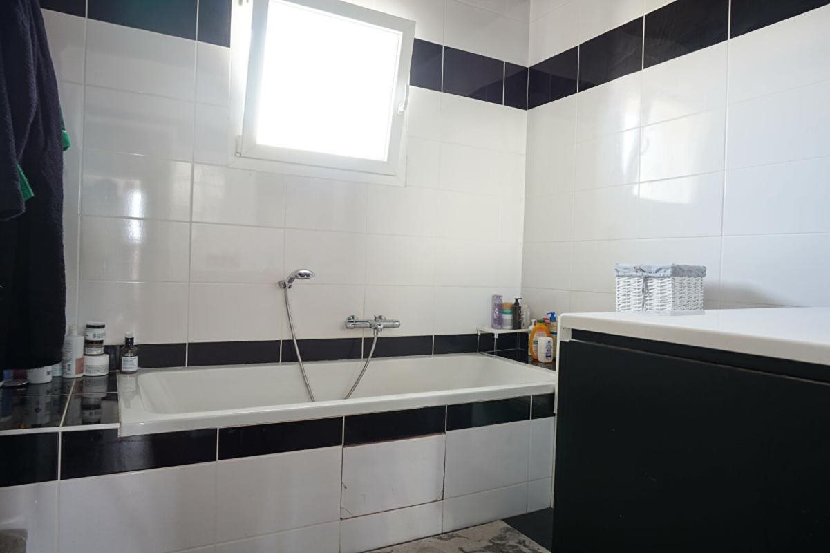 Maison à vendre, 130m², Le Chambon-Feugerolles