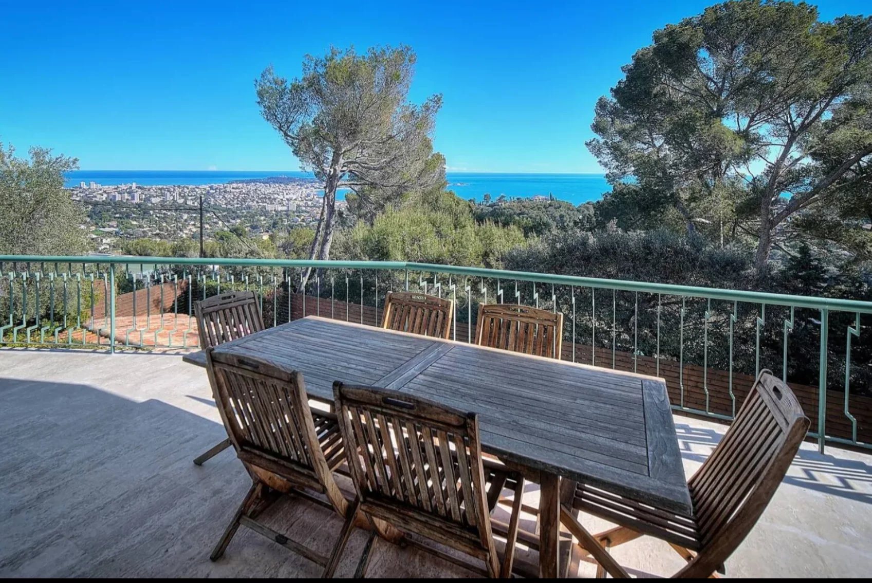 Maison à louer, 260m², Vallauris