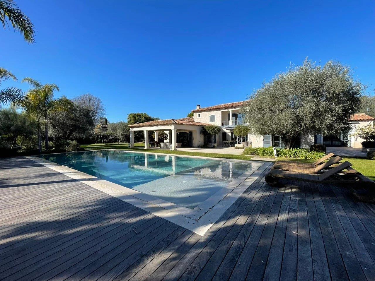 Maison à vendre, 340m², Mougins
