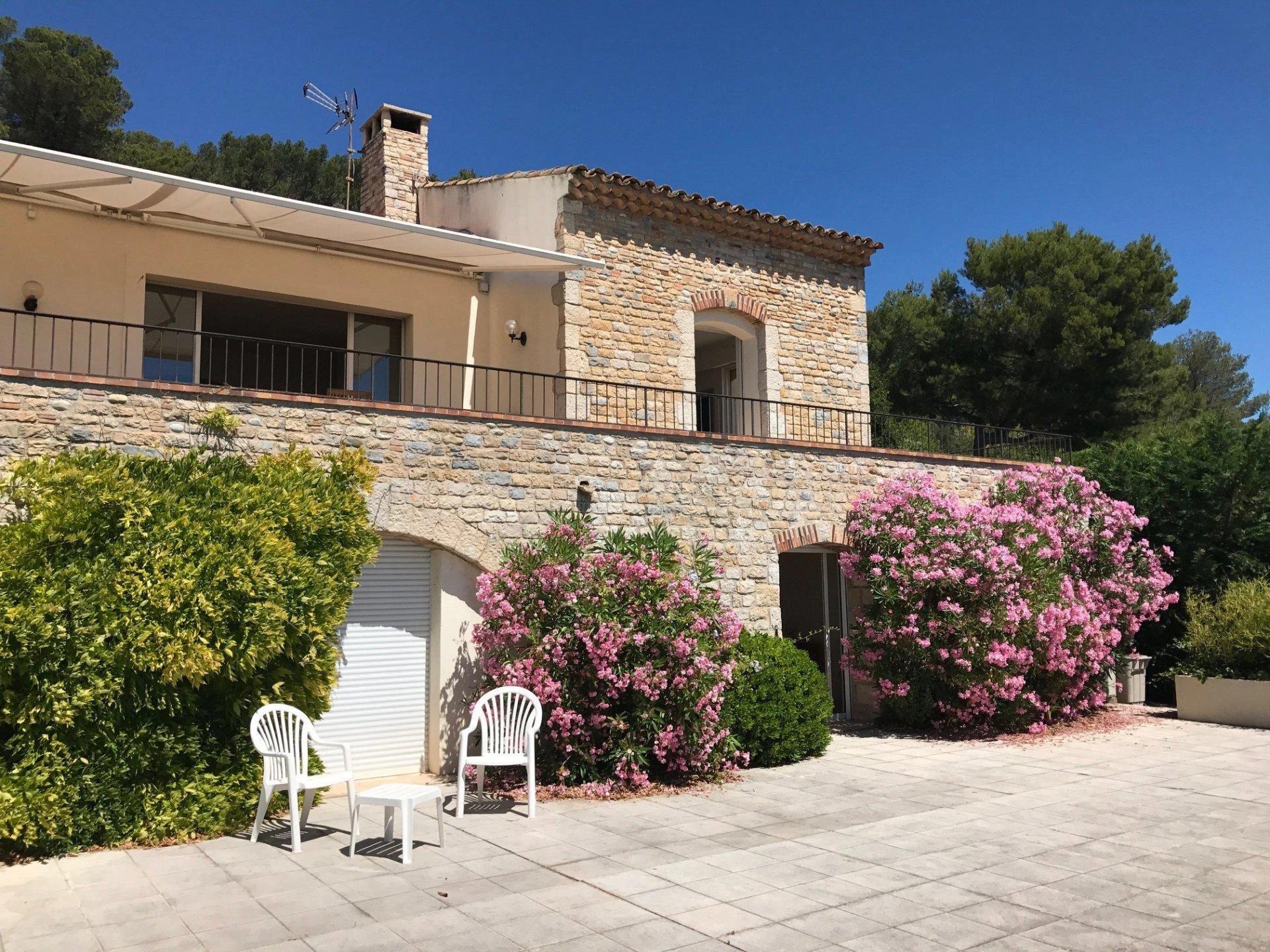 Maison à vendre, 250m², Vallauris
