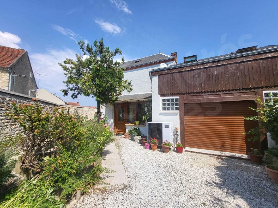 Maison à vendre, 109m², Sermaises