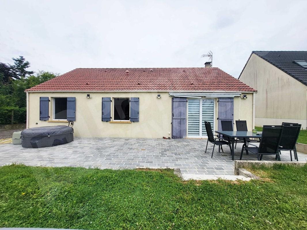 Maison à vendre, 99m², Sermaises