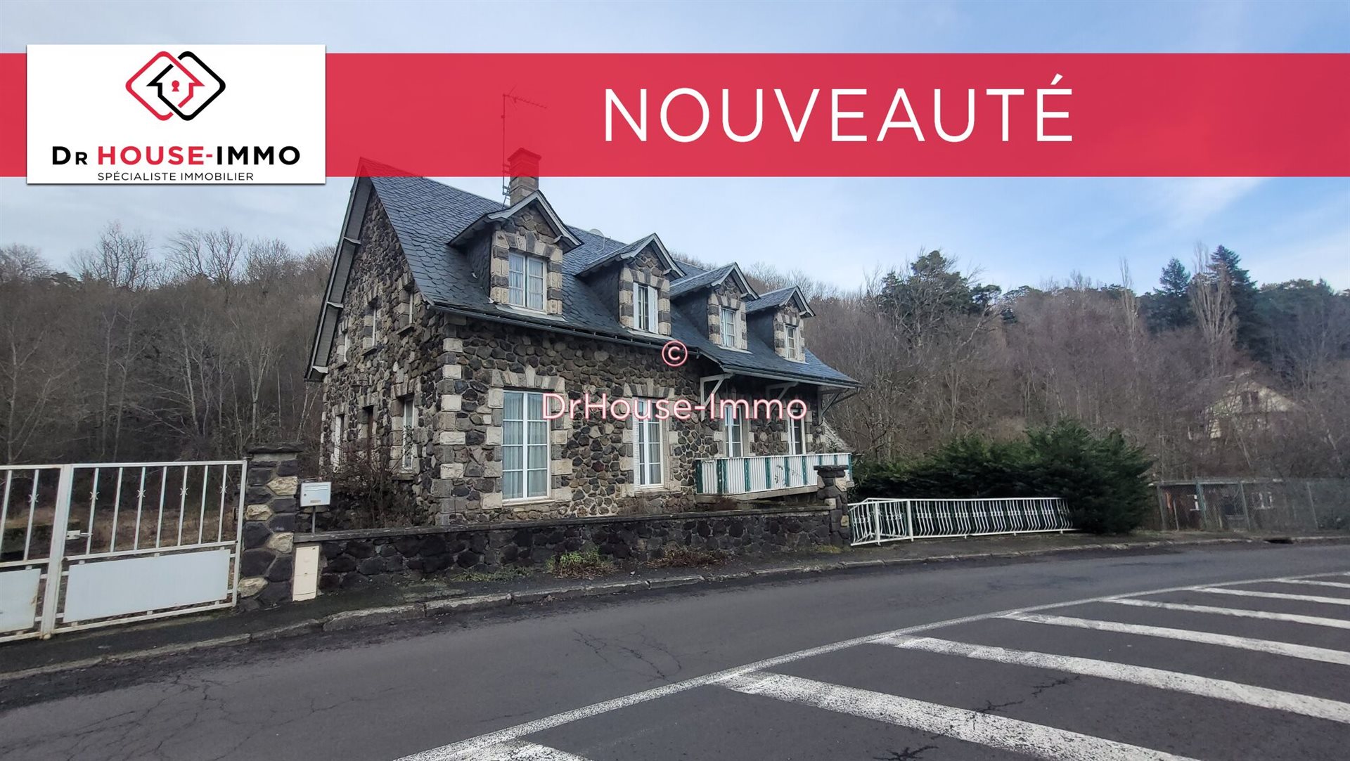 Maison à vendre, 245m², Murol
