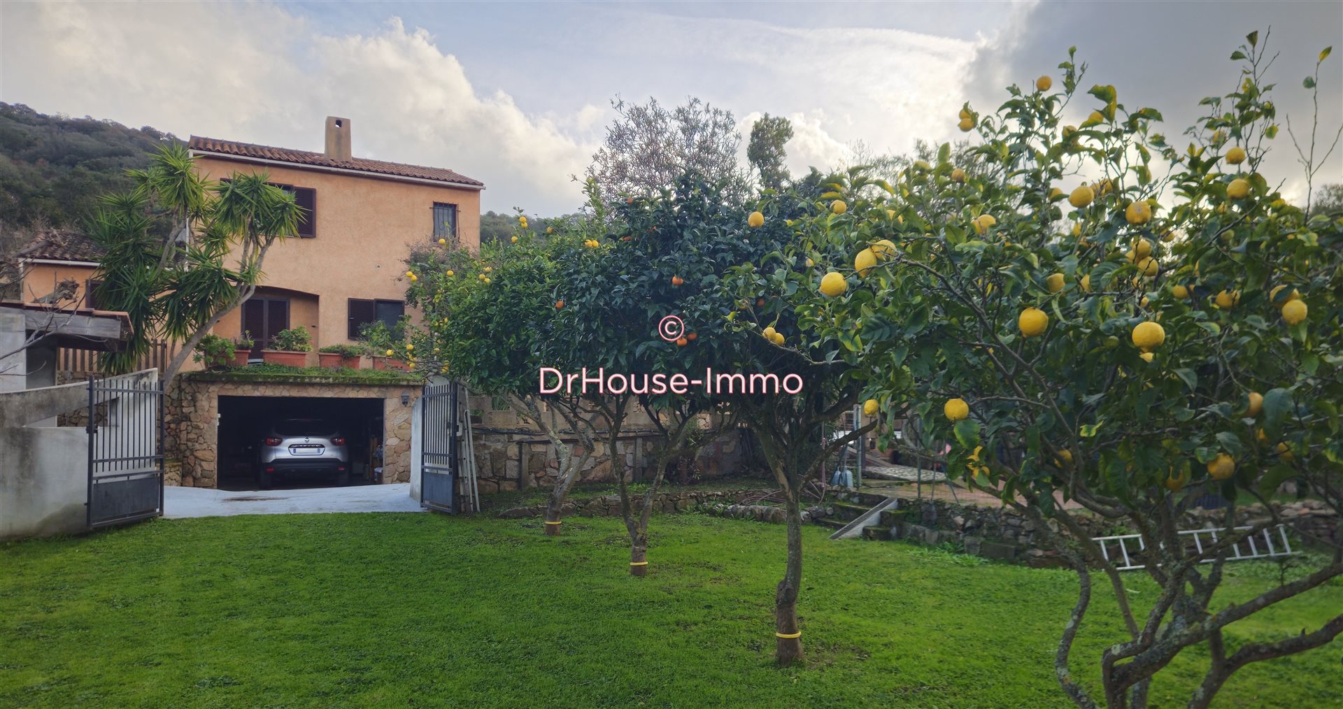 Maison à vendre, 150m², Figari