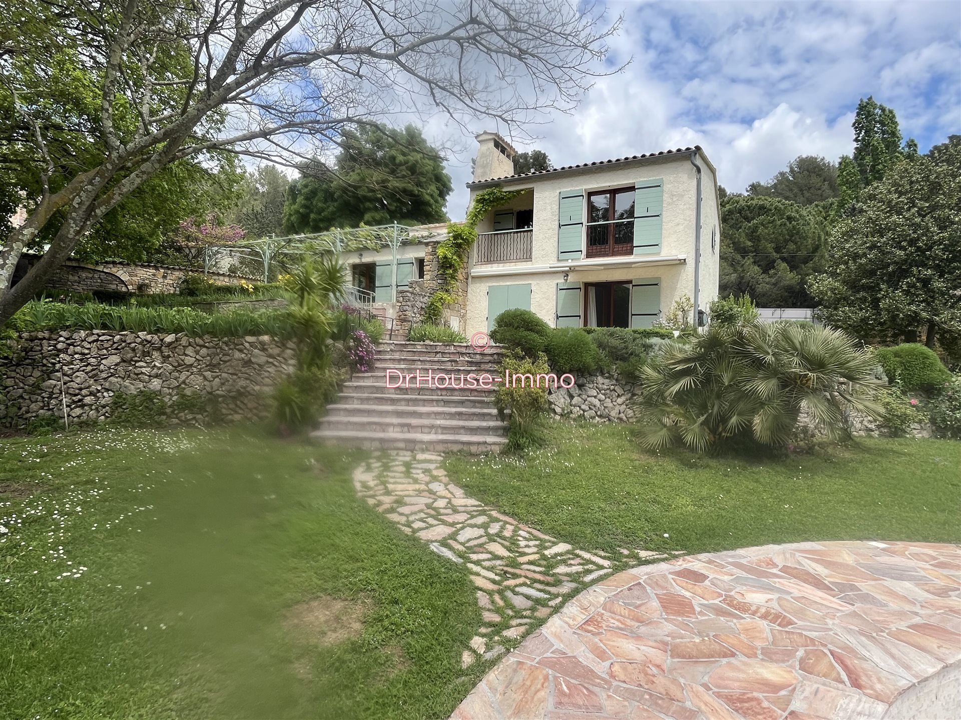 Maison à vendre, 250m², Méounes-lès-Montrieux