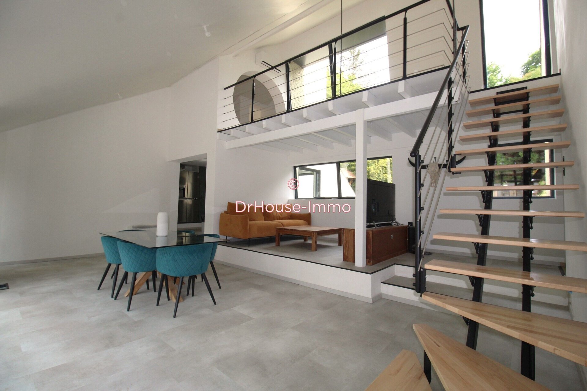 Maison à vendre, 185m², Carignan-de-Bordeaux